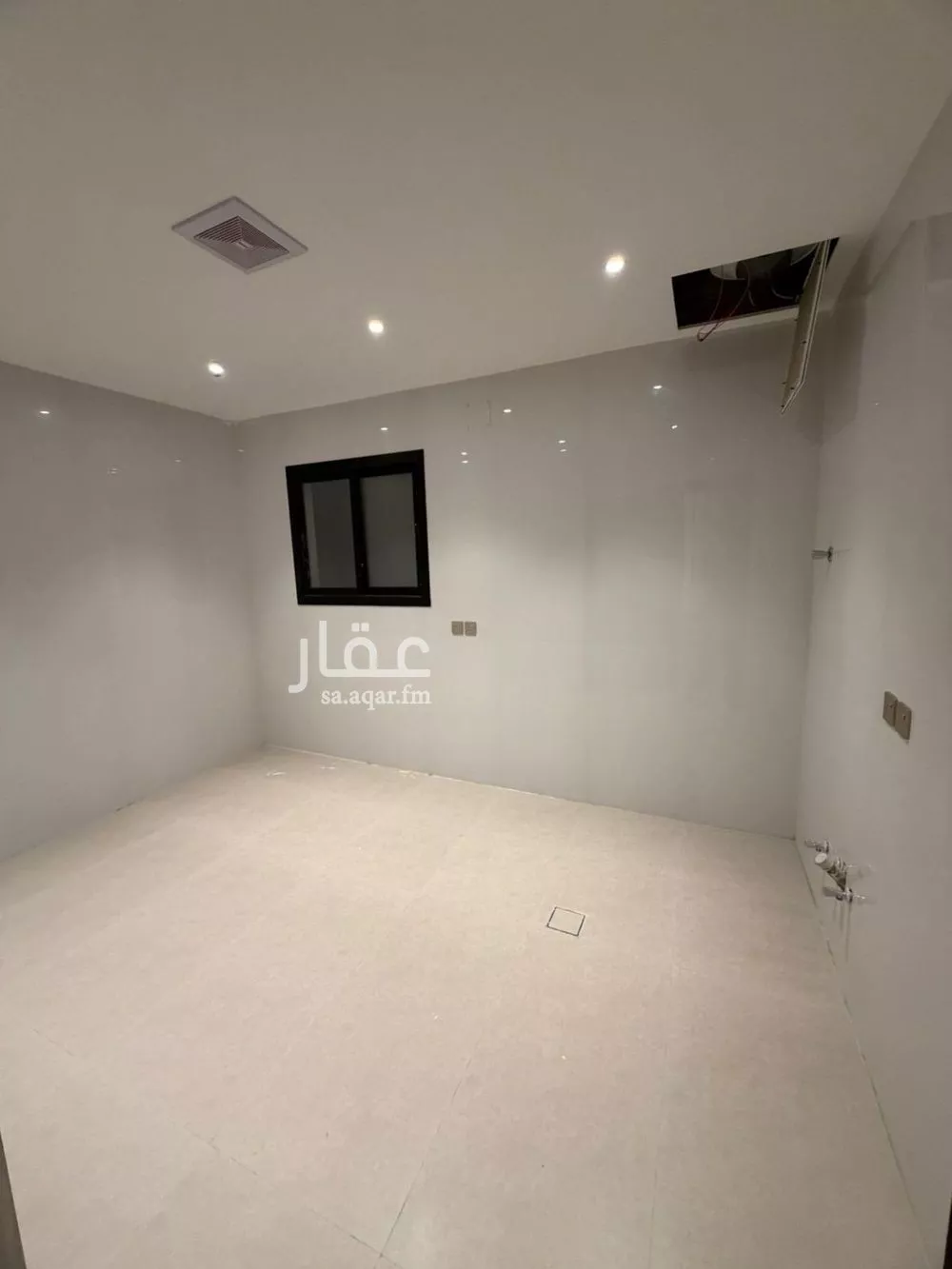 4 bedroom floor in Al Rimal 2
