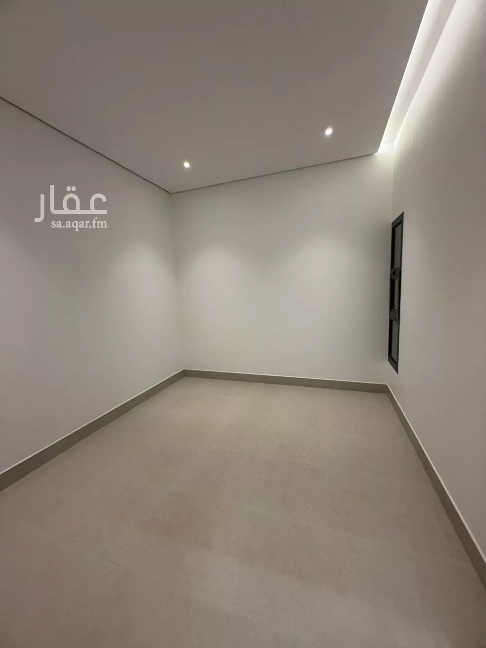 4 bedroom floor in Al Rimal 8