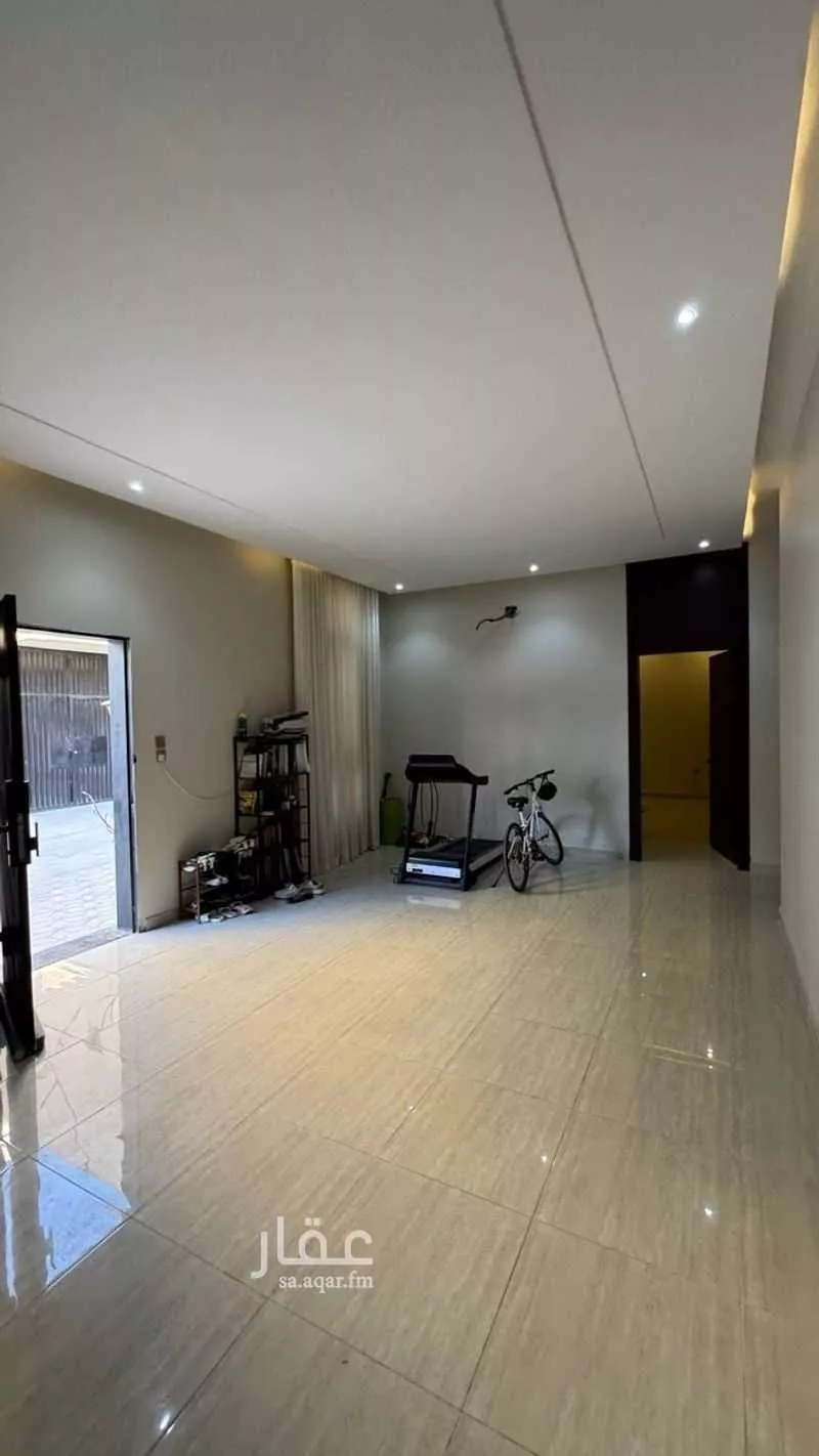 3 bedroom floor in Ar Rafiah 12