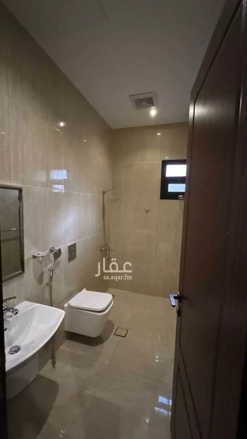 3 bedroom floor in Ar Rafiah 14
