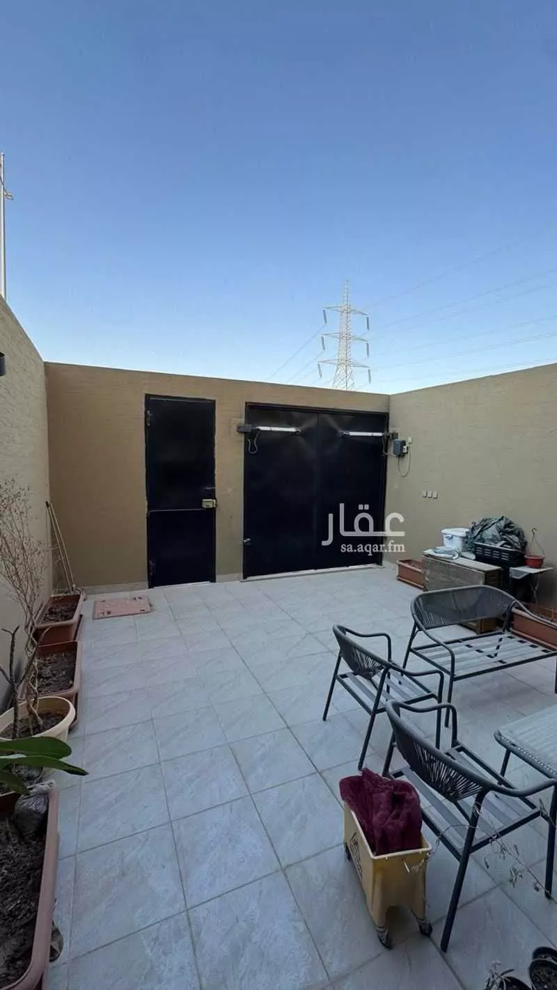 3 bedroom floor in Ar Rafiah 3