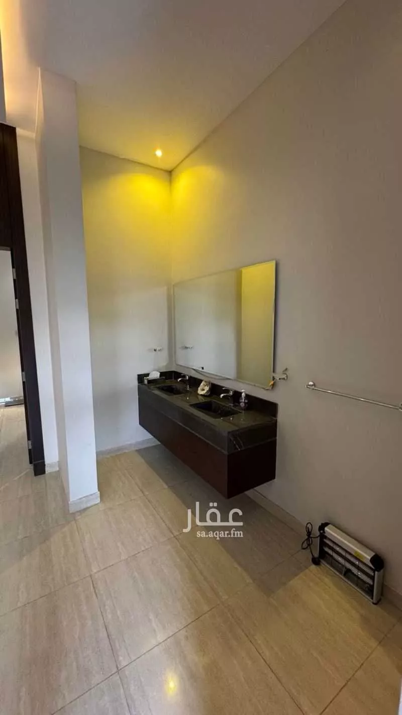 3 bedroom floor in Ar Rafiah 7
