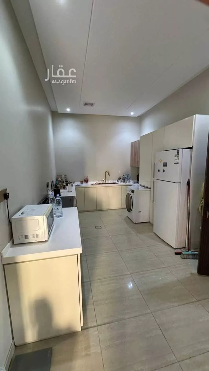 3 bedroom floor in Ar Rafiah 8