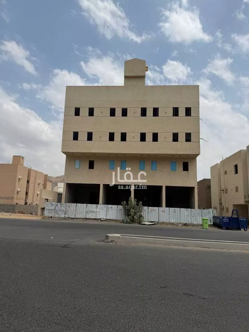 عمارة 600 م² في الملك فهد 3