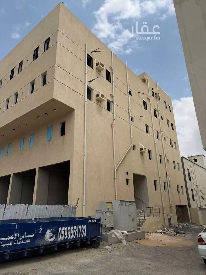 عمارة 600 م² في الملك فهد 4