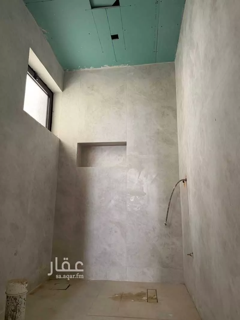 عمارة 600 م² في الملك فهد 8