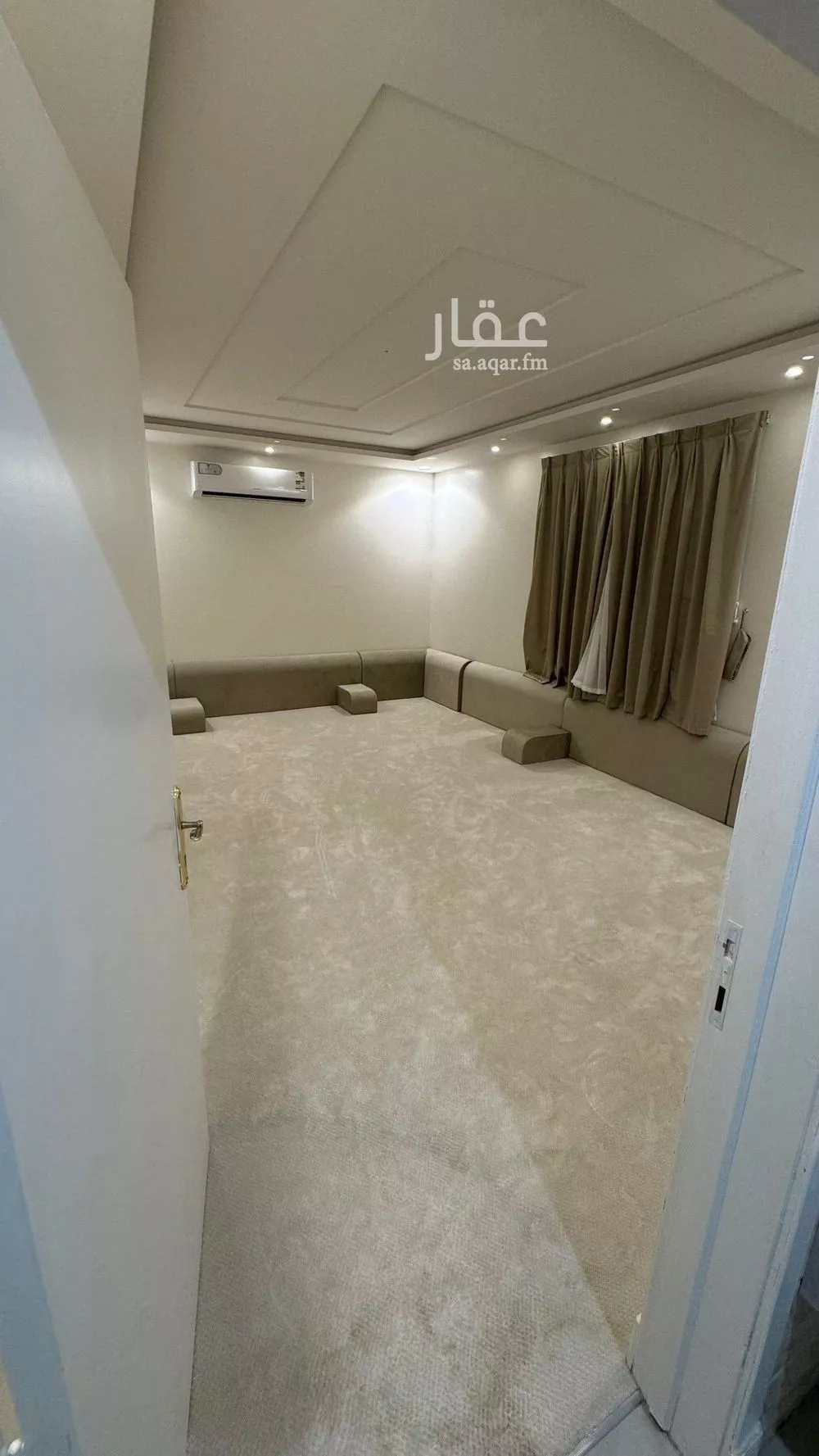 3 bedroom floor in Al Rimal 6