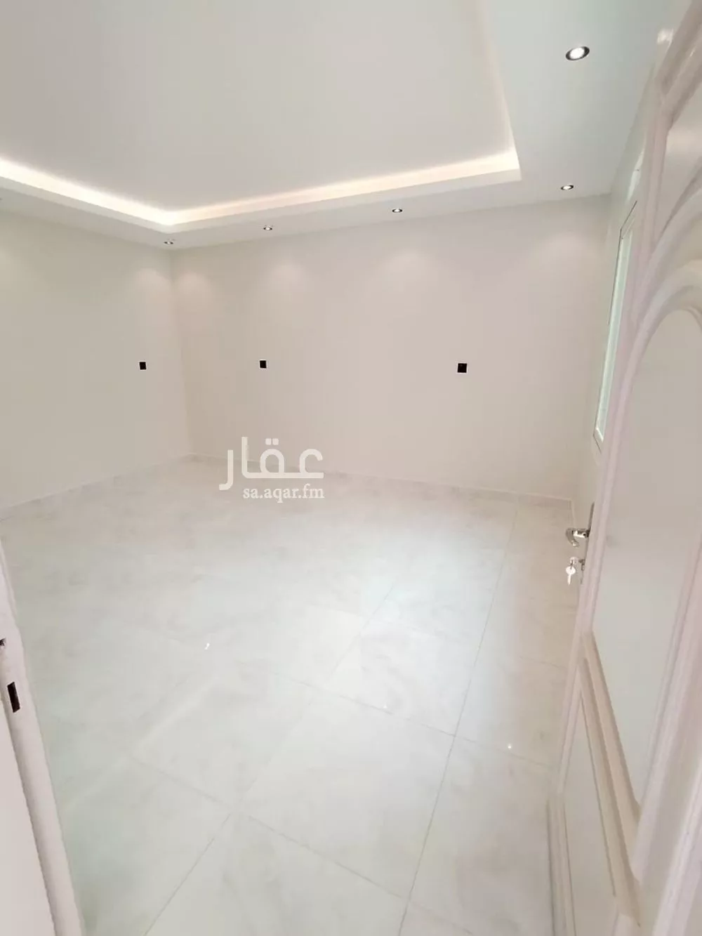 شقة 1 غرف في الخليج 5