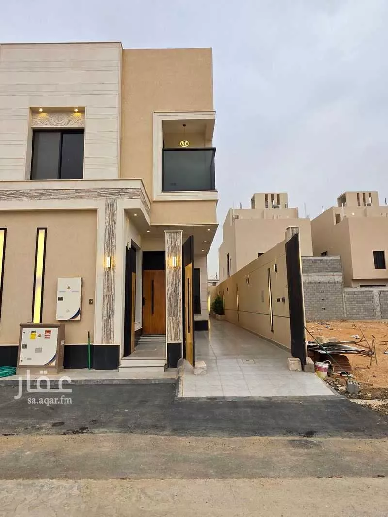 فيلا 5 غرف في الرمال 2