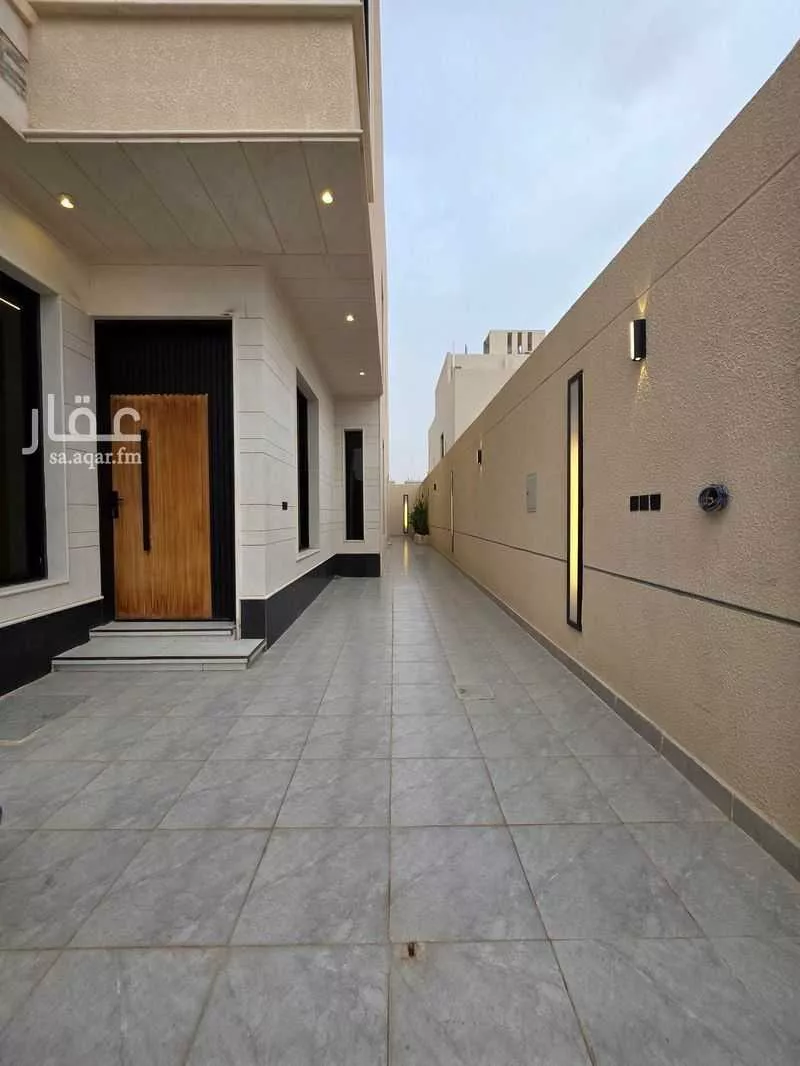 فيلا 5 غرف في الرمال 3