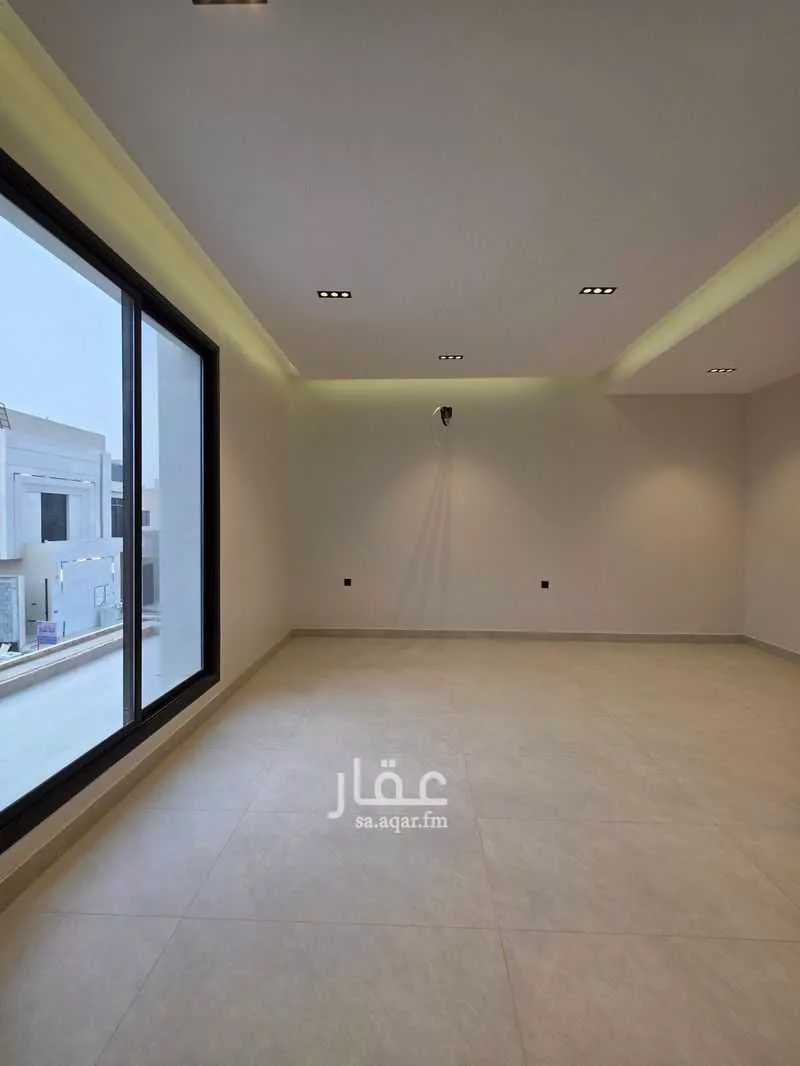 فيلا 5 غرف في الرمال 24