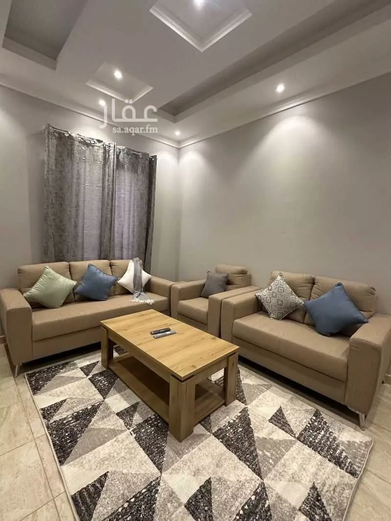3 bedroom apartment in Al Rawdah 7