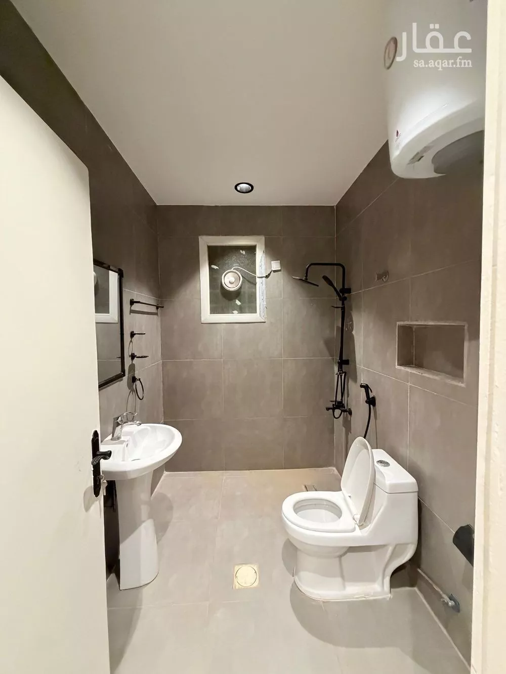 1 bedroom apartment in Al Malqa 5