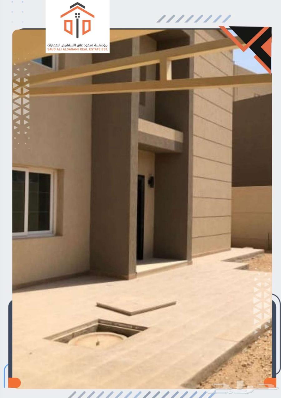 فيلا 4 غرف في ظهرة البديعة 3