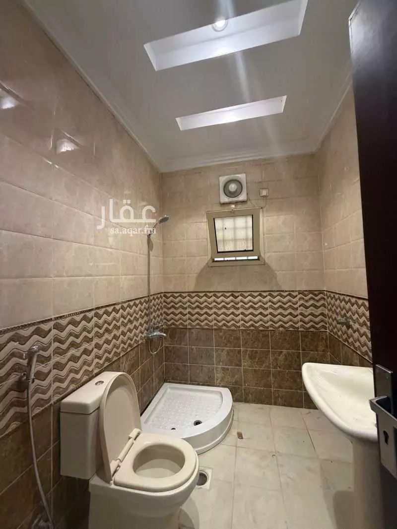 شقة 4 غرف في الفلاح 9