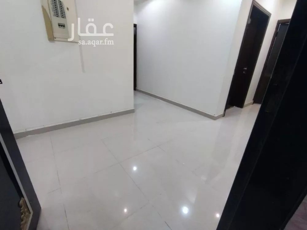 شقة 3 غرف في العارض 2