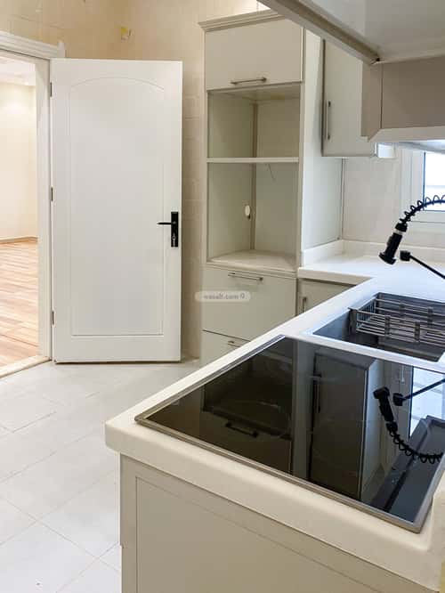 3 bedroom apartment in Al Malqa 17