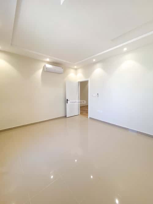 3 bedroom apartment in Al Malqa 4
