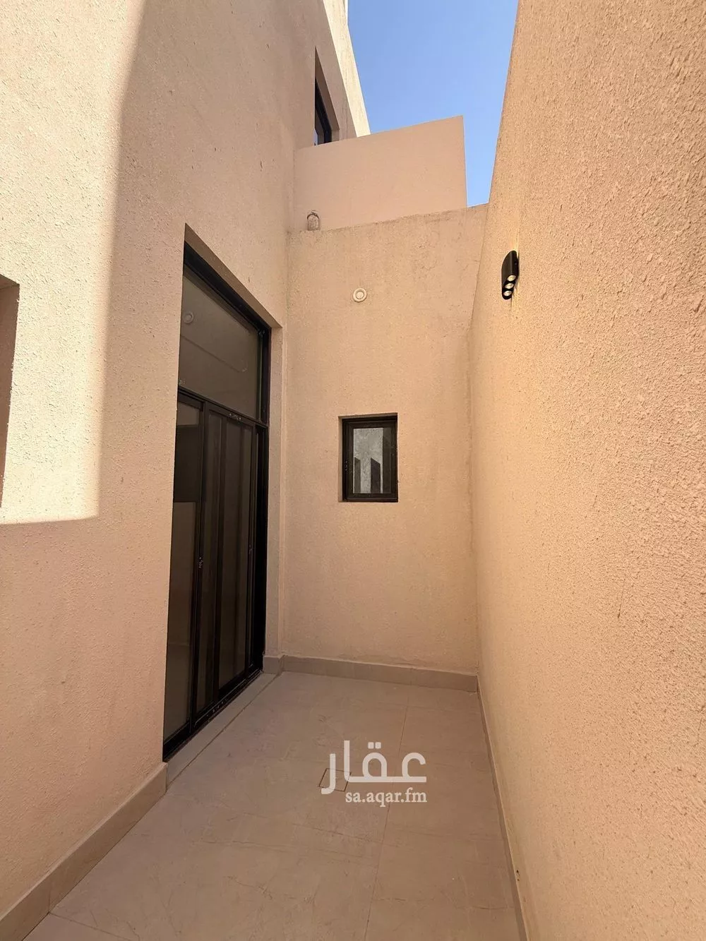 فيلا 3 غرف في الخليج 4