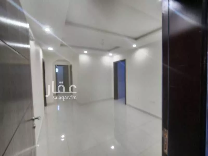 4 bedroom apartment in Abruq Ar Rughamah 3