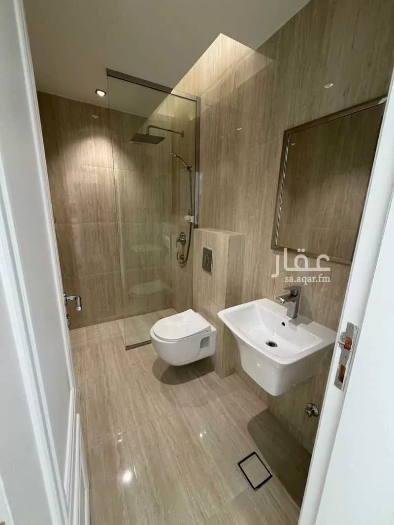 3 bedroom apartment in Al Qairawan 5