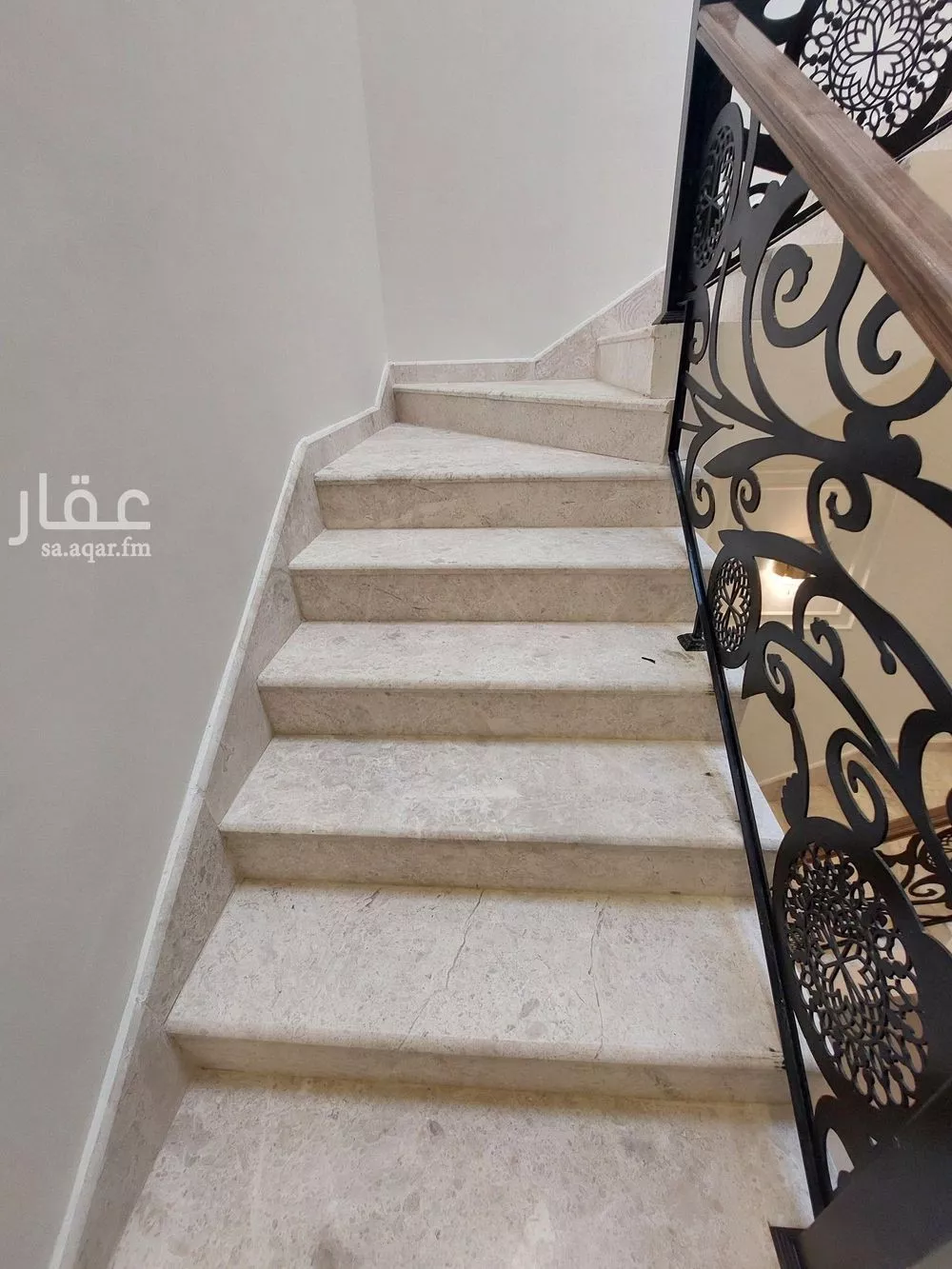 فيلا 5 غرف في ظهرة لبن 29