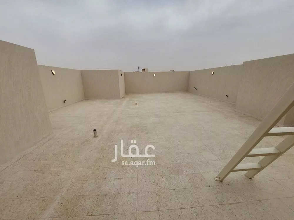 فيلا 5 غرف في ظهرة لبن 30