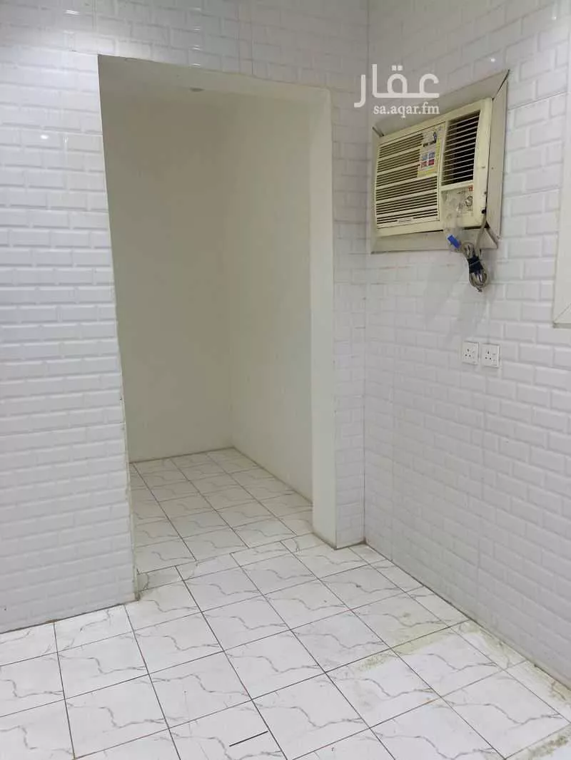 4 bedroom apartment in Al Qairawan 5