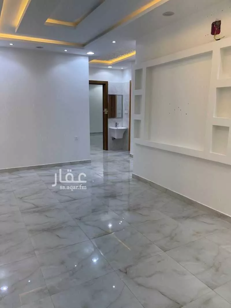 4 bedroom apartment in Al Qairawan 7