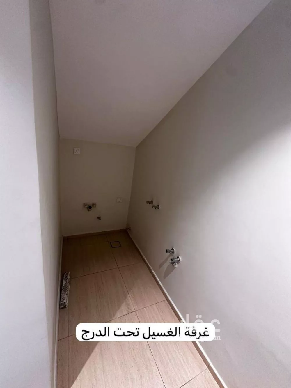 فيلا 4 غرف في العارض 19
