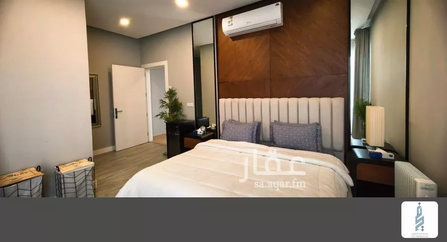فيلا 4 غرف في الملقا 11