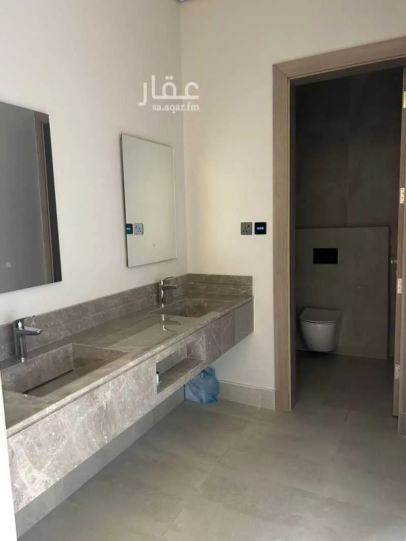 5 bedroom villa in Al Narjis 8