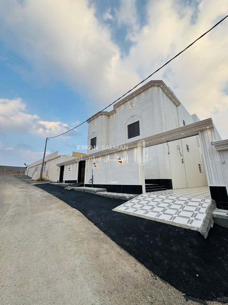 7 bedroom villa in Al Rehab, Jeddah 2