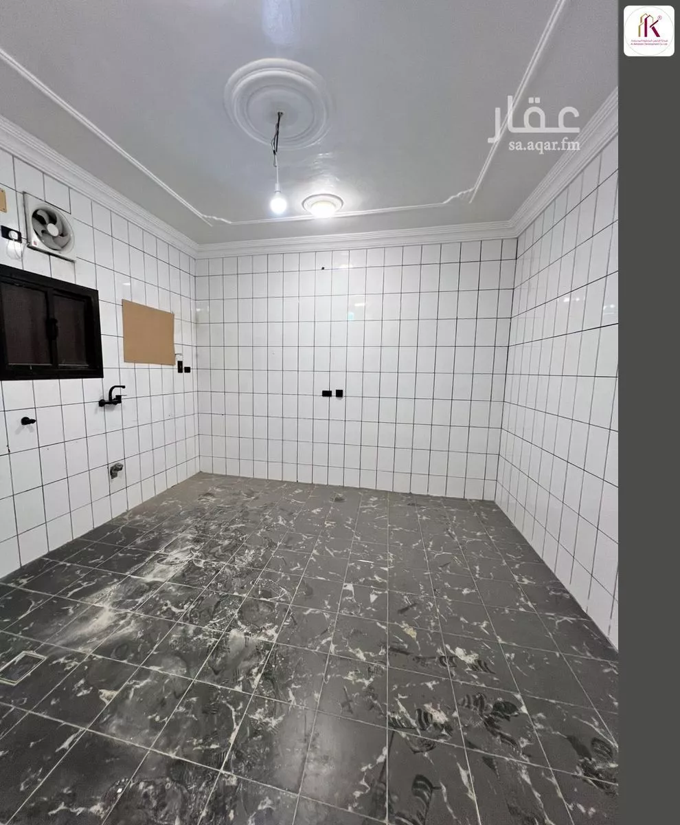 4 bedroom apartment in Al Baghdadiyah Al Gharbiyah 5