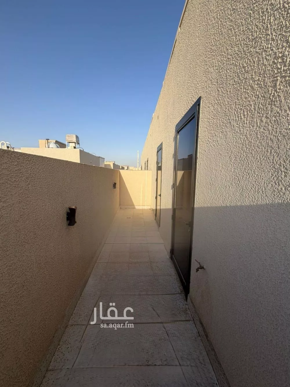 فيلا 4 غرف في العارض 27