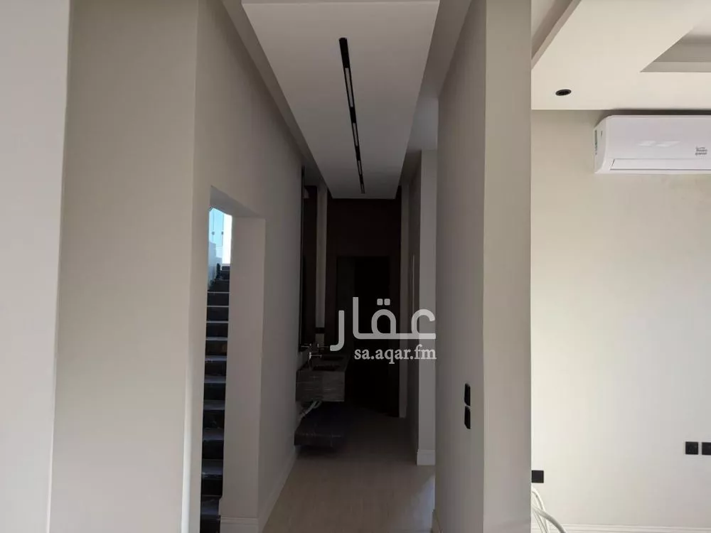 فيلا 4 غرف في العارض 6