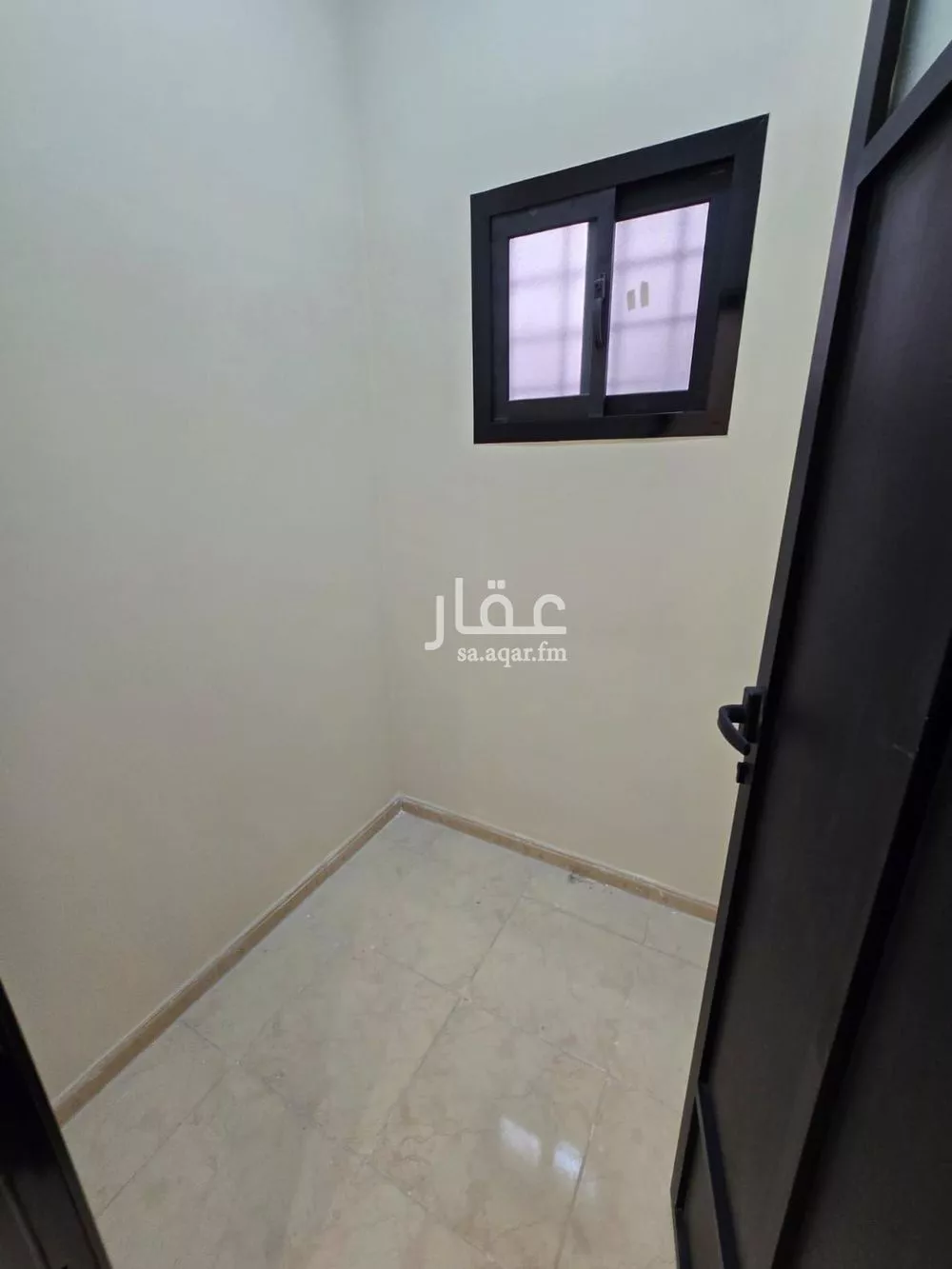 شقة 4 غرف في طيبة 22