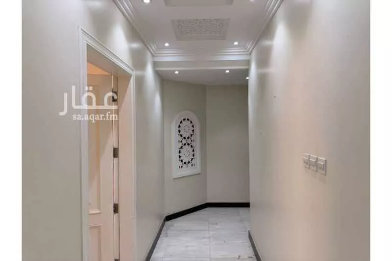 فيلا 9 غرف في المونسية 8