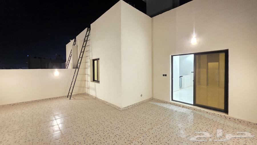 4 bedroom villa in Al Yaqout 2