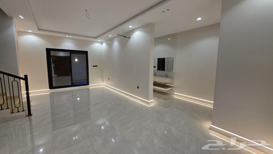 4 bedroom villa in Al Yaqout 7