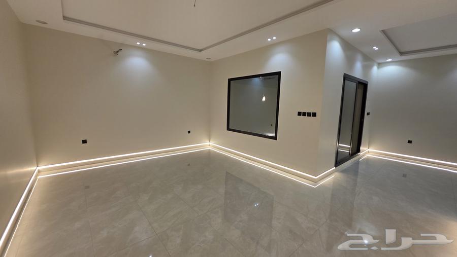 4 bedroom villa in Al Yaqout 10