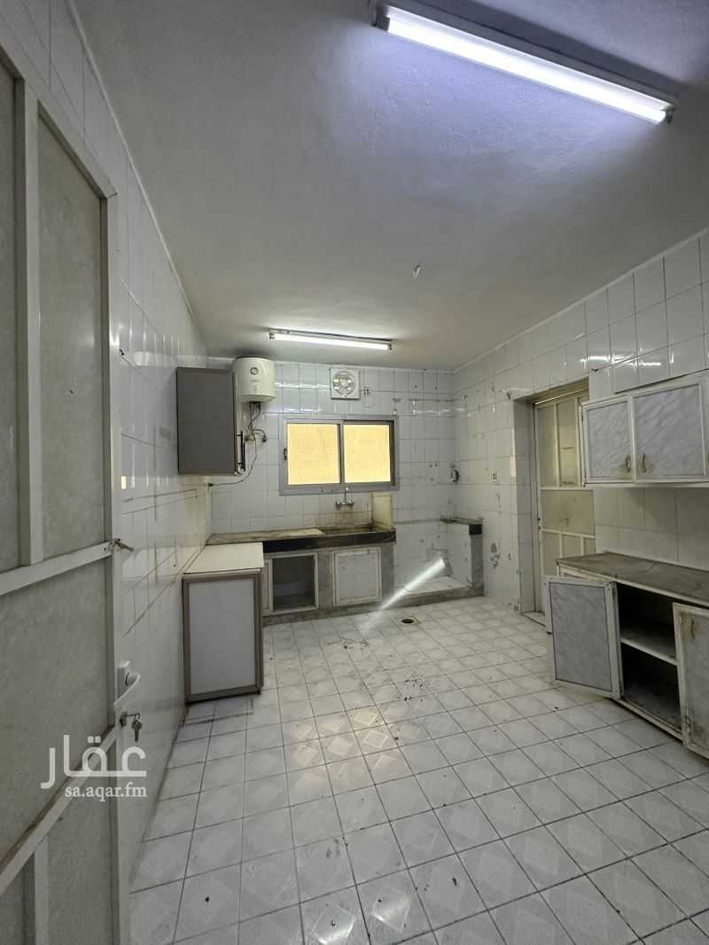 4 bedroom apartment in Al Khalidiyah Ash Shamaliyah, Eastern Province 5