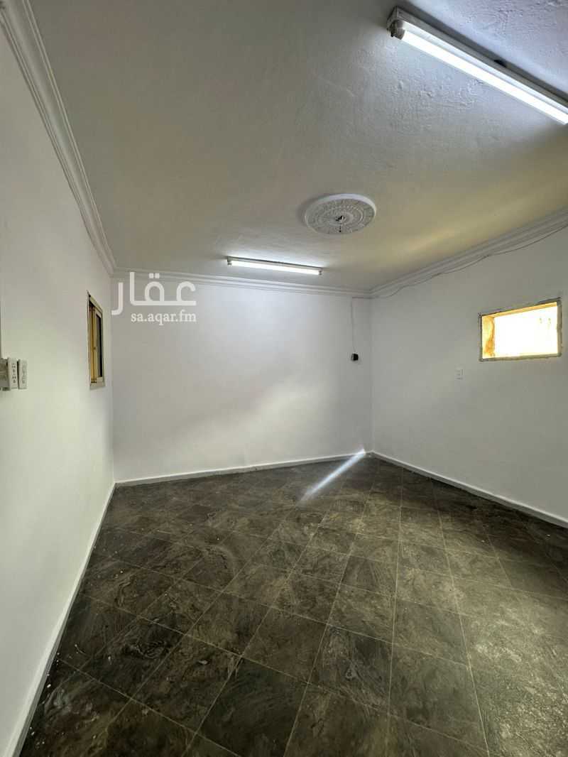 4 bedroom apartment in Al Khalidiyah Ash Shamaliyah, Eastern Province 2