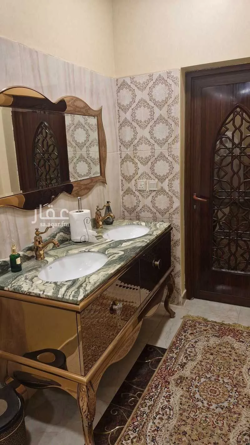 فيلا 9 غرف في طيبة 28