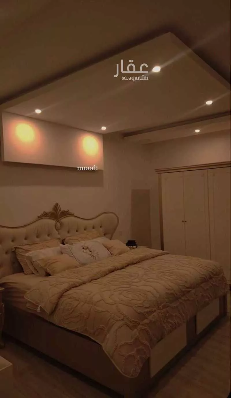 فيلا 8 غرف في ضاحية الملك فهد 4
