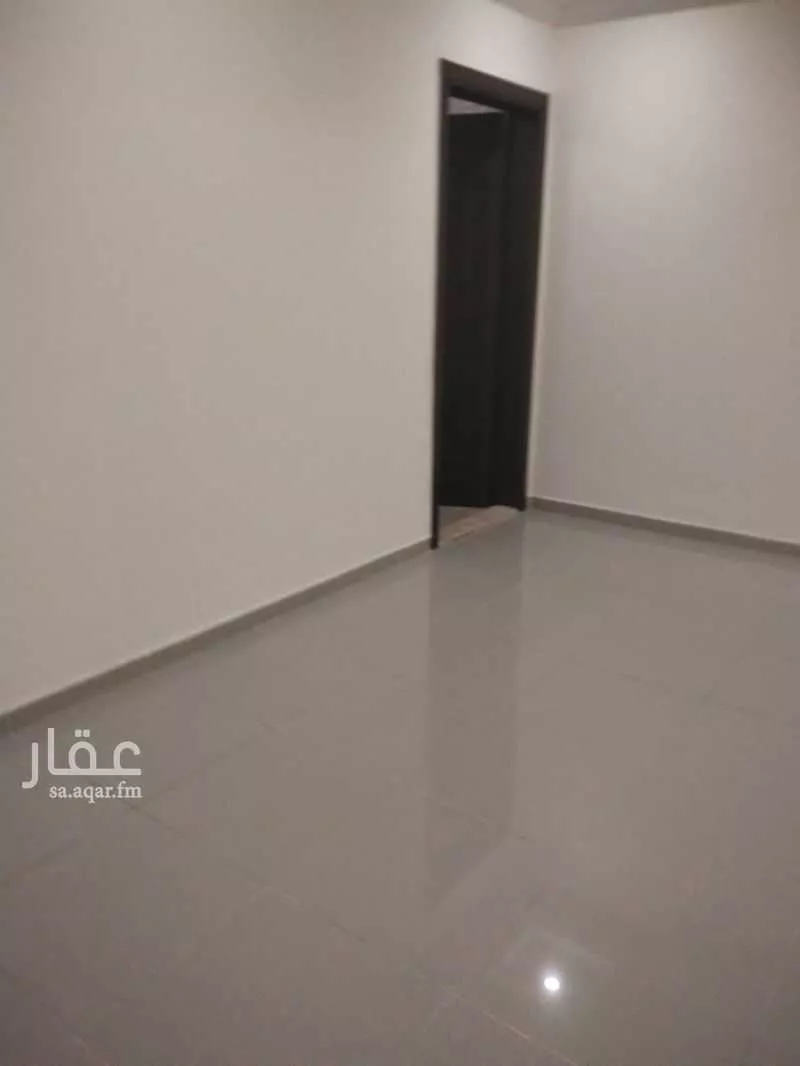 شقة 4 غرف في السلامة 8