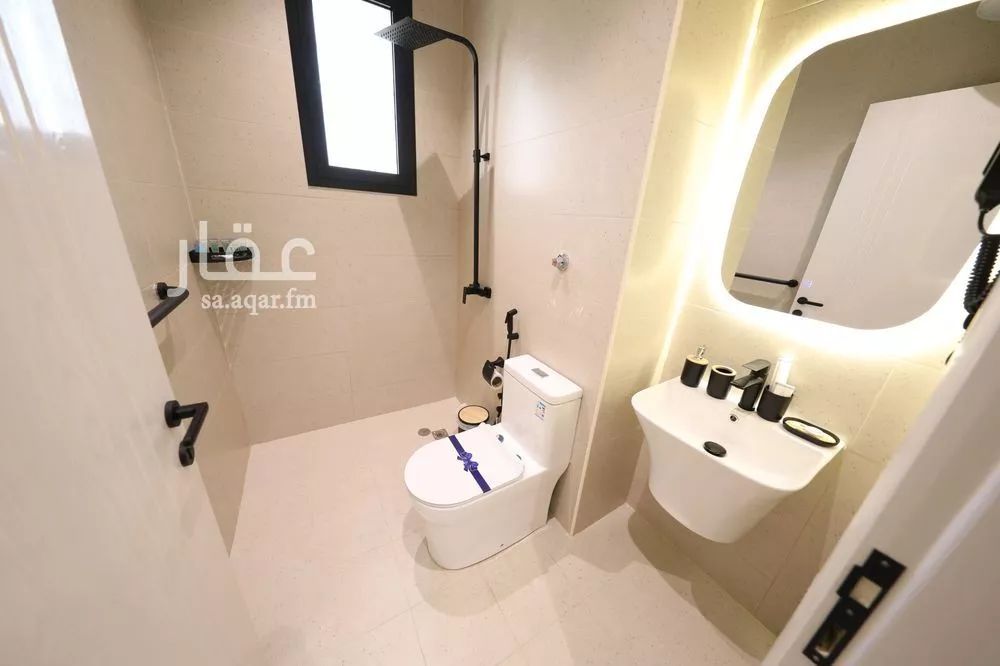 2 bedroom apartment in Al Salamah 19