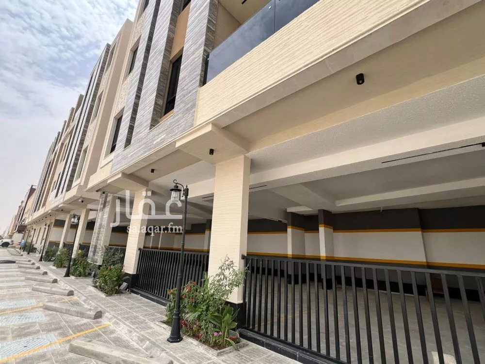 3 bedroom apartment in Al Yarmouk 14