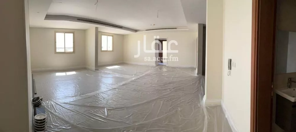 3 bedroom apartment in Al Malqa 5