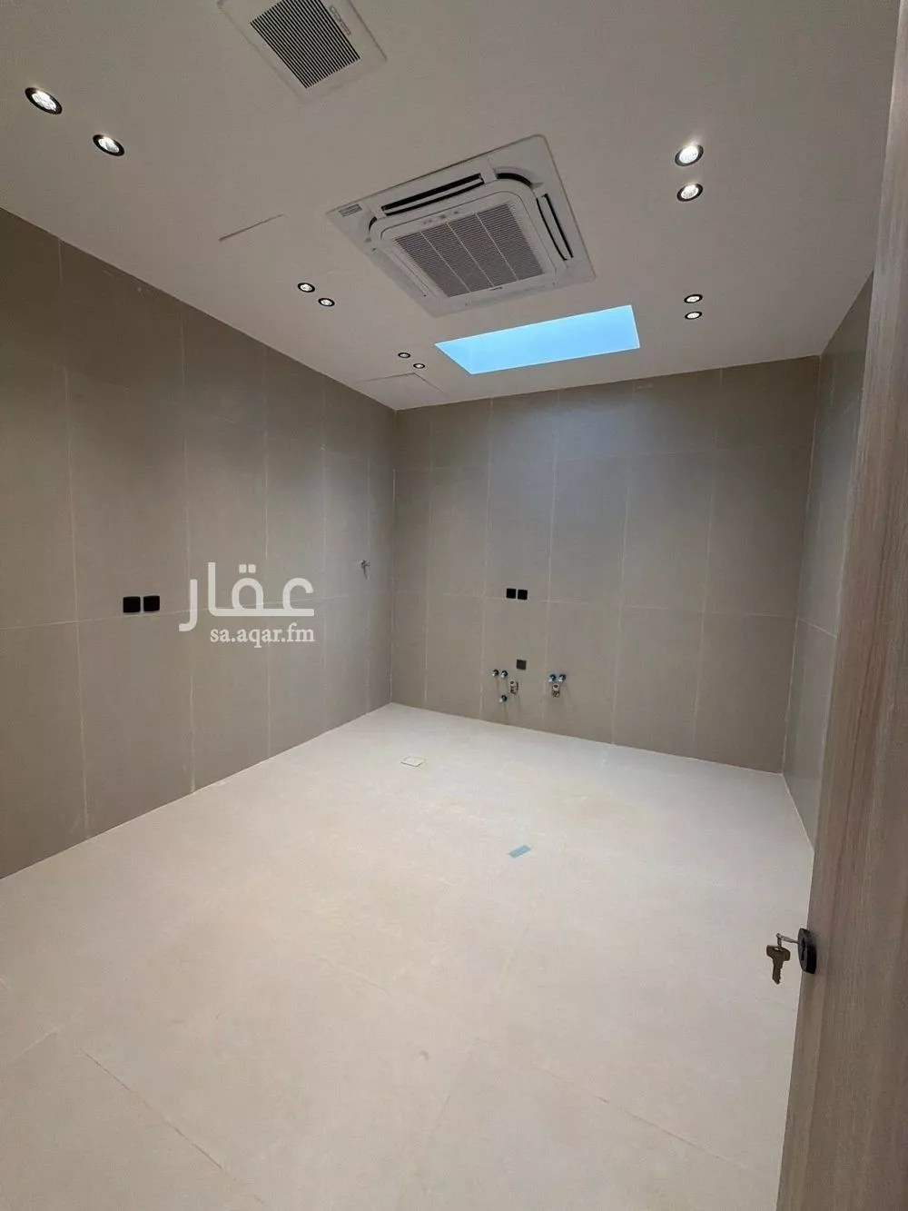 شقة 3 غرف في الرمال 5